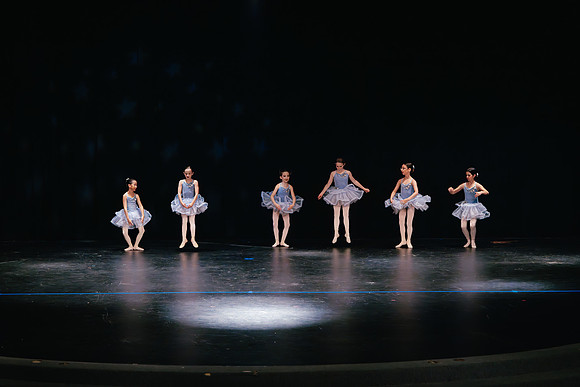 Ballet J AK5A8704-Enhanced-NR