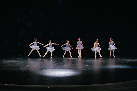 Ballet J AK5A8703-Enhanced-NR