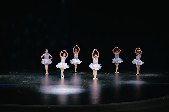Ballet J AK5A8708-Enhanced-NR