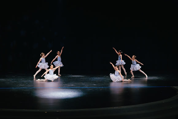 Ballet J AK5A8716-Enhanced-NR