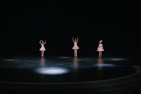 Ballet K AK5A8730-Enhanced-NR