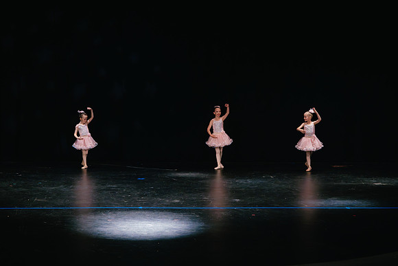 Ballet K AK5A8737-Enhanced-NR