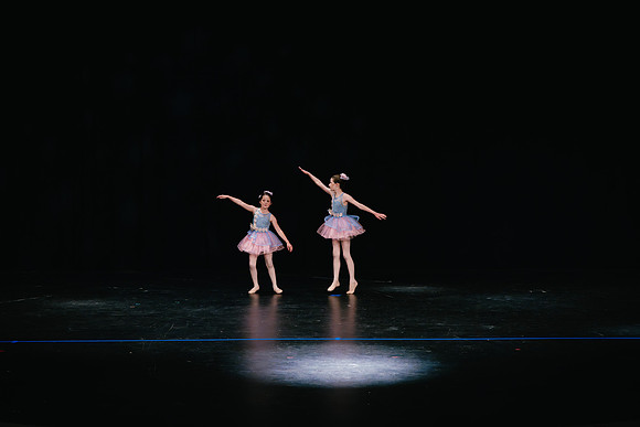 Ballet Q AK5A9045-Enhanced-NR