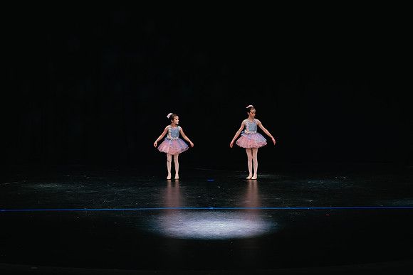 Ballet Q AK5A9053-Enhanced-NR