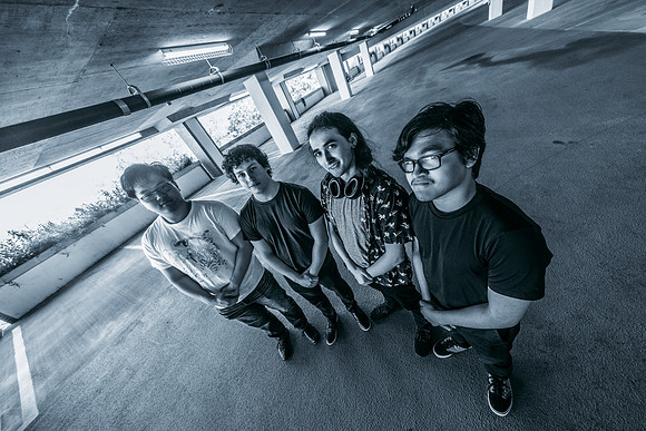 Revolver Dogs-7119