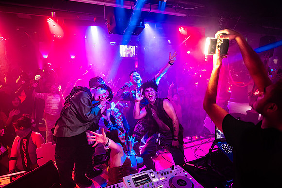 tropix_01-0209