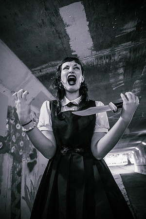 Fear & Hunger-6999