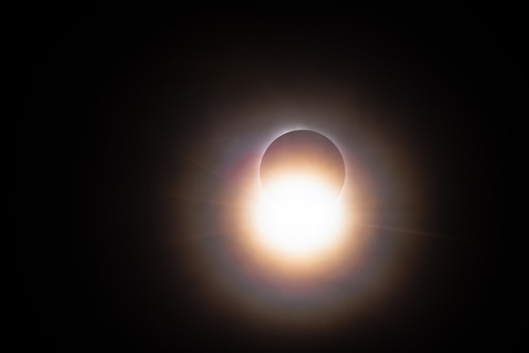 SOLAR ECLIPSE-9068