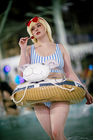 One piece (non B&W)-0944