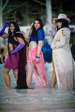 One piece (non B&W)-0658