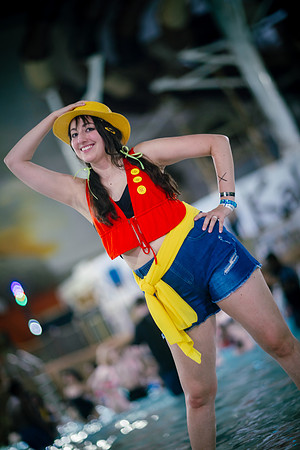 One piece (non B&W)-0827