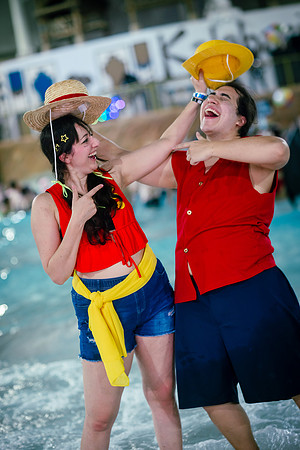 One piece (non B&W)-0671