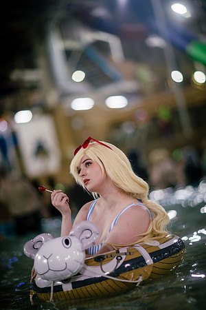 One piece (non B&W)-1036